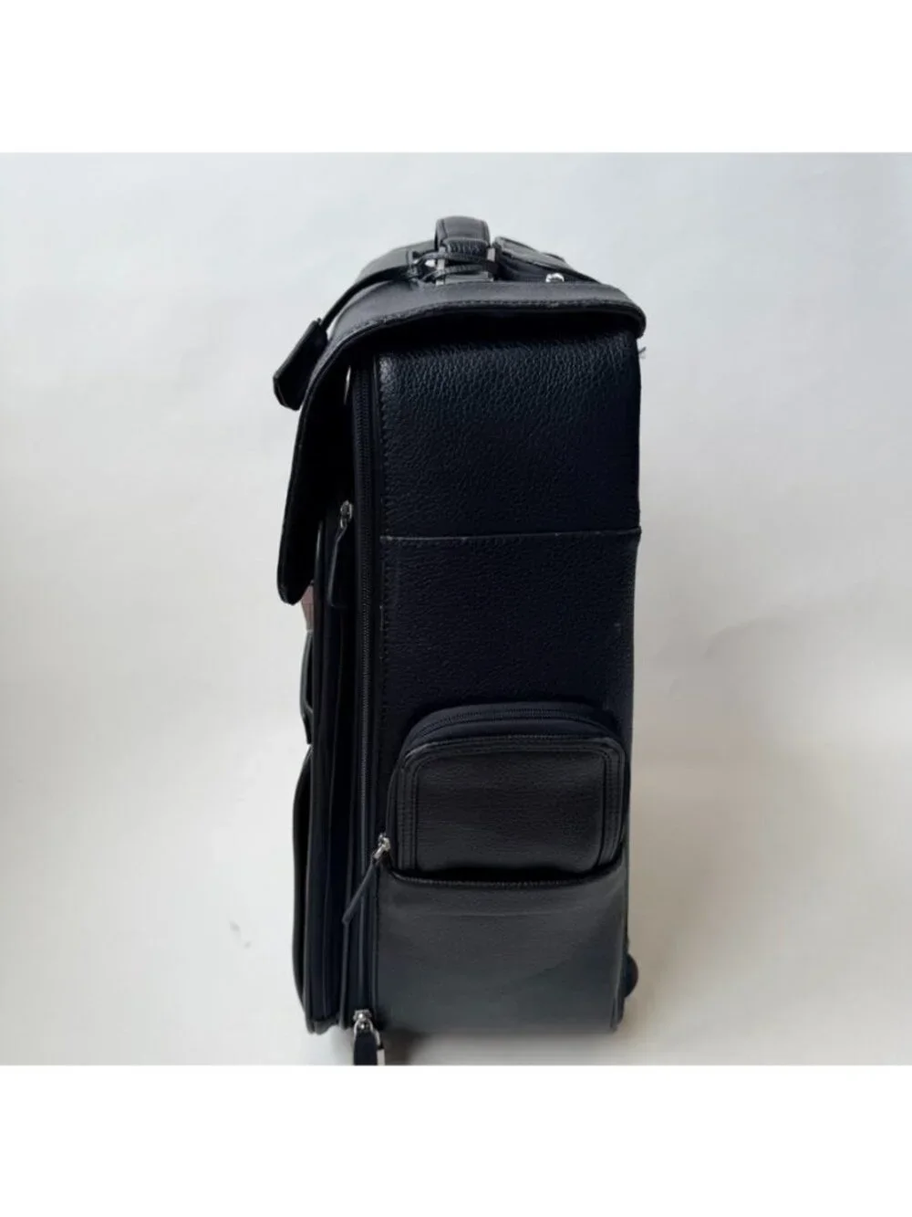 Brooks Brothers Rolling Weekend Carry-On Leather Suitcase Black